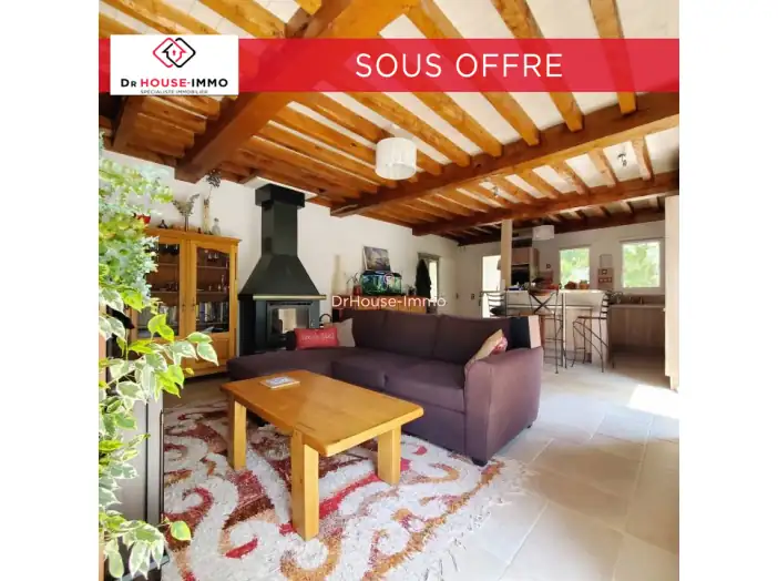 Maison 5 pièces de 140 m² - Olloix (63450)