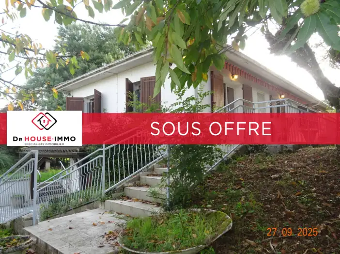 Maison 4 pièces de 118 m² - Cavignac (33620)