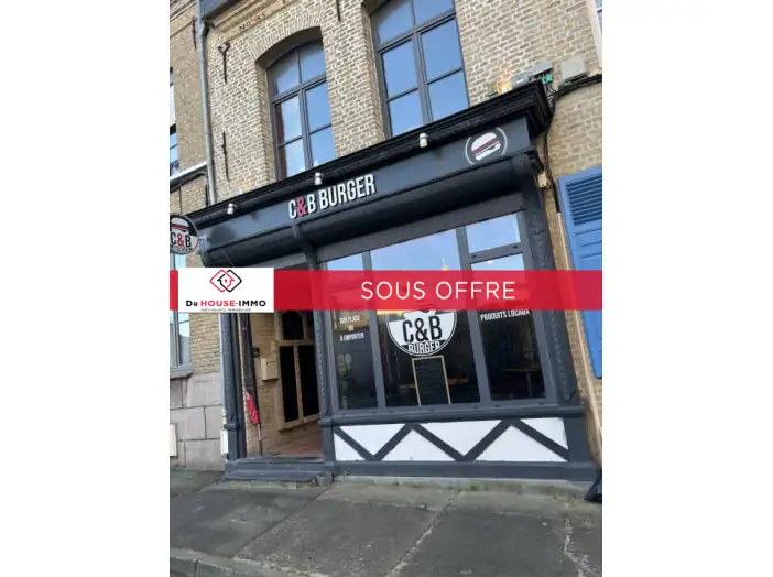 Commerce 2 pièces de 61 m² - Bergues (59380)