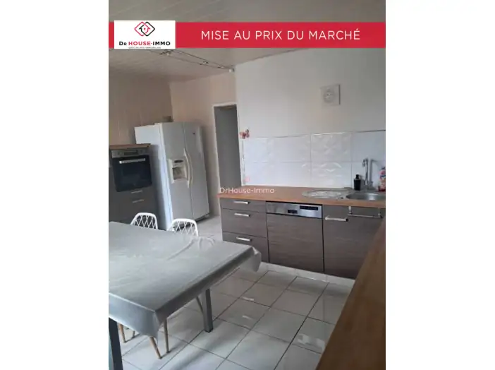 Maison 6 pièces de 152 m² - Savigné-l'Évêque (72460)