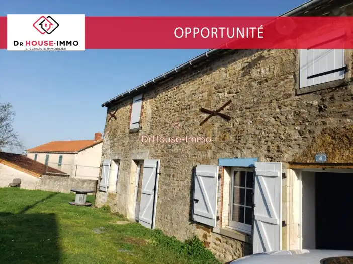 Maison 5 pièces de 89 m² - Saint-Juire-Champgillon (85210)