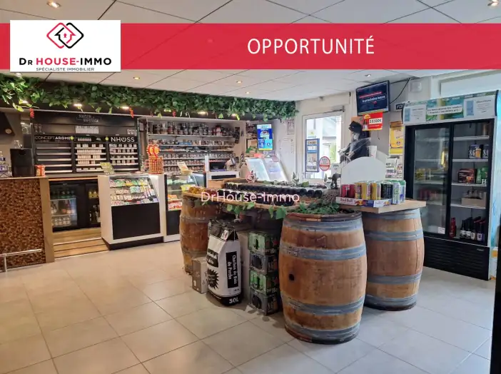 Commerce 4 pièces de 120 m² - La Guierche (72380)