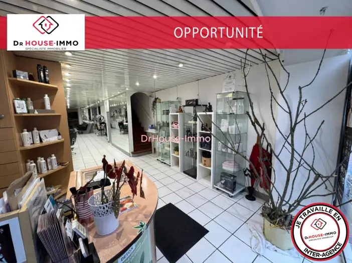 Commerce de 140 m² - Mantes-la-Jolie (78200)
