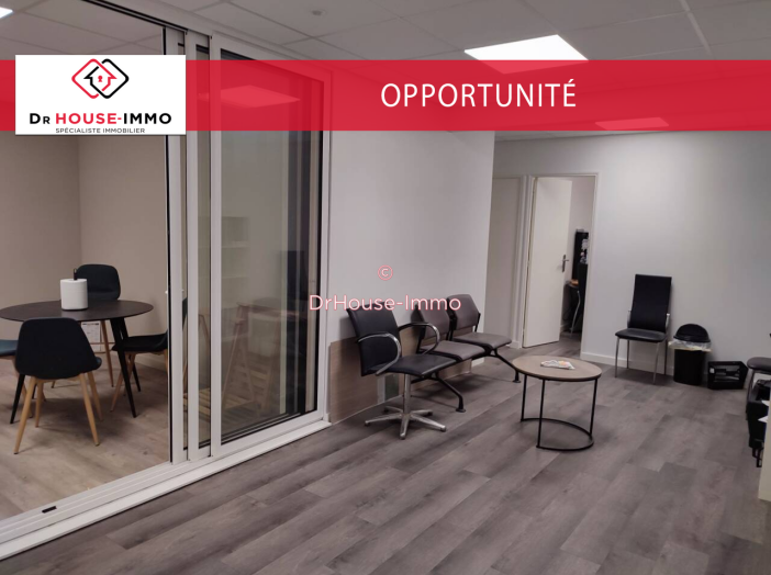 Bureau 4 pièces de 260 m² - Caen (14000)