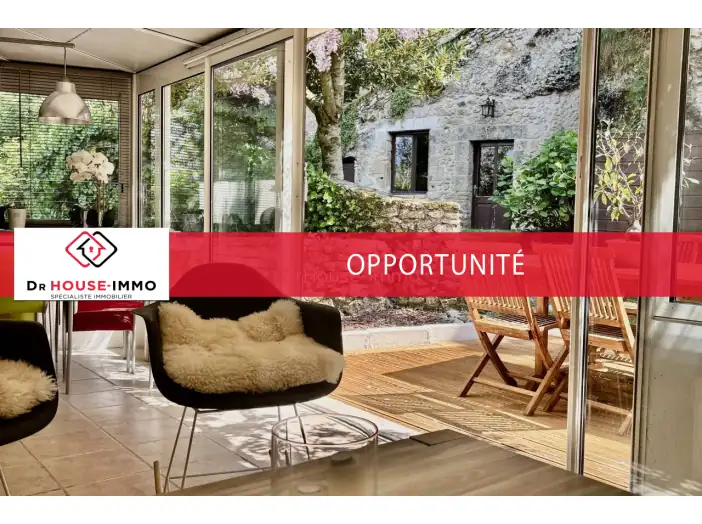 Maison 5 pièces de 100 m² - Montlouis-sur-Loire (37270)