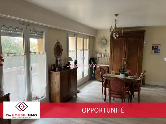 Appartement 5 pièces de 92 m² - Chartres (28000)