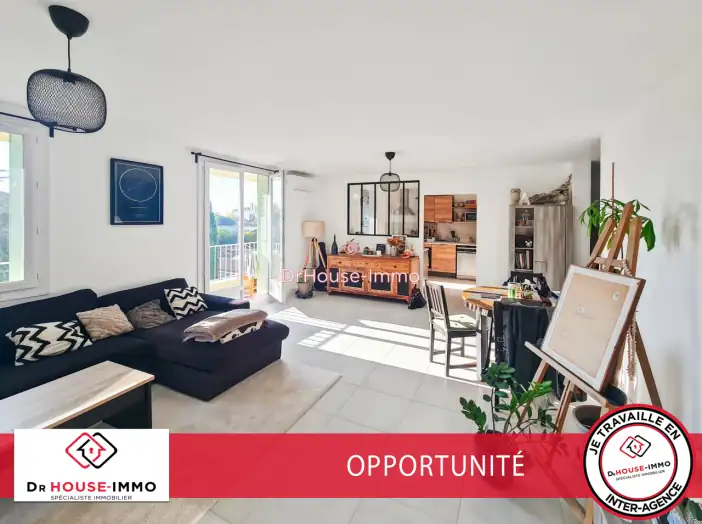 Appartement 3 pièces de 74 m² - Manosque (04100)