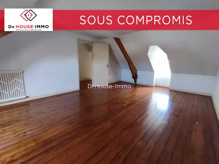 Maison 8 pièces de 140 m² - Vire Normandie (14500)