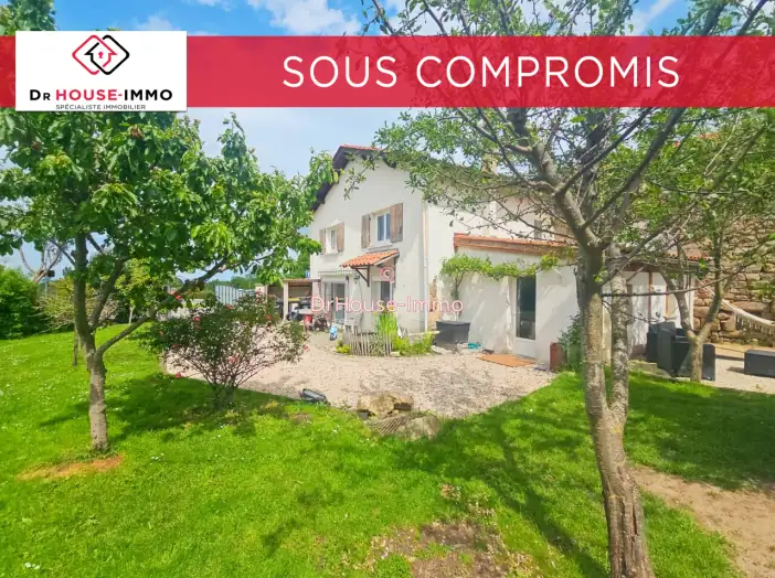Maison 4 pièces de 83 m² - Chazelles-sur-Lavieu (42560)
