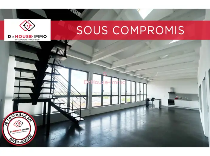 Loft / Atelier 3 pièces de 110 m² - Roubaix (59100)
