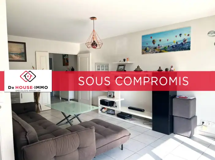 Appartement 3 pièces de 59 m² - Vitrolles (13127)