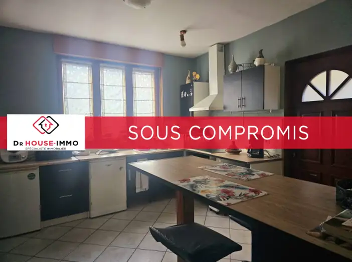 Maison 6 pièces de 121 m² - Saint-Amand-les-Eaux (59230)