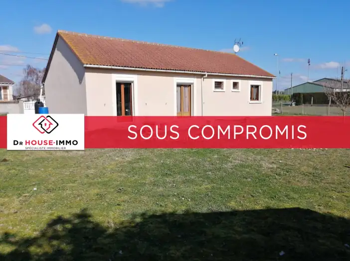 Maison 3 pièces de 65 m² - Dangé-Saint-Romain (86220)