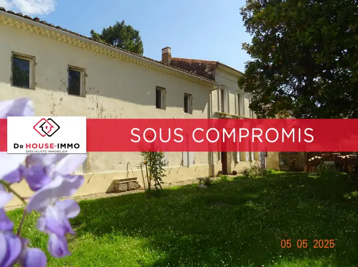 Maison 9 pièces de 310 m² - Cartelègue (33390)