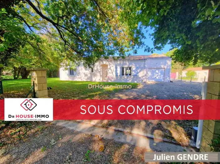 Maison 5 pièces de 108 m² - Saint-Léger-de-la-Martinière (79500)