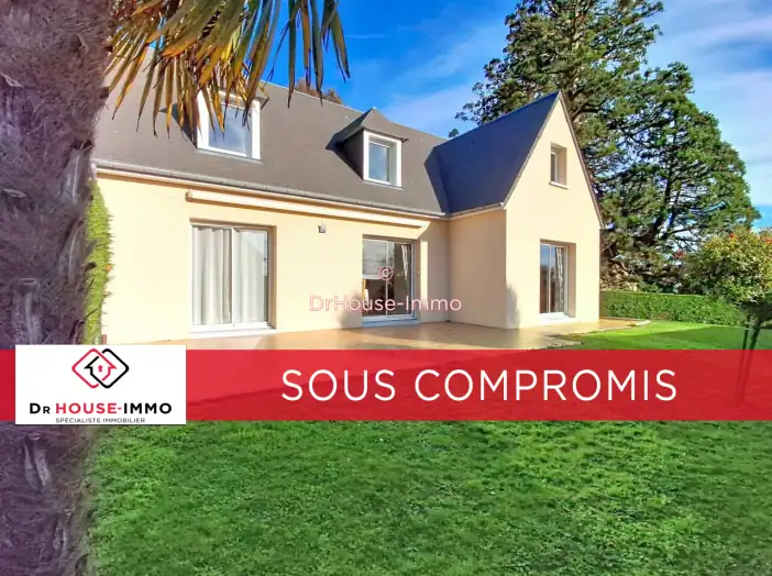 Maison 7 pièces de 153 m² - Saint-Senier-sous-Avranches (50300)