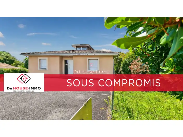 Maison 5 pièces de 137 m² - Blanquefort (33290)