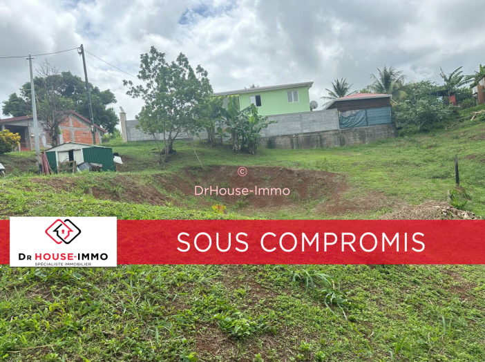 Terrain de 850m²