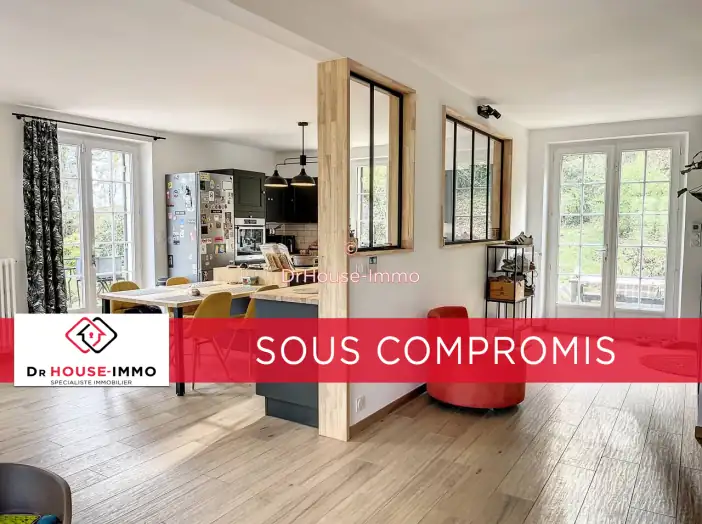 Maison 9 pièces de 214 m² - Trélissac (24750)
