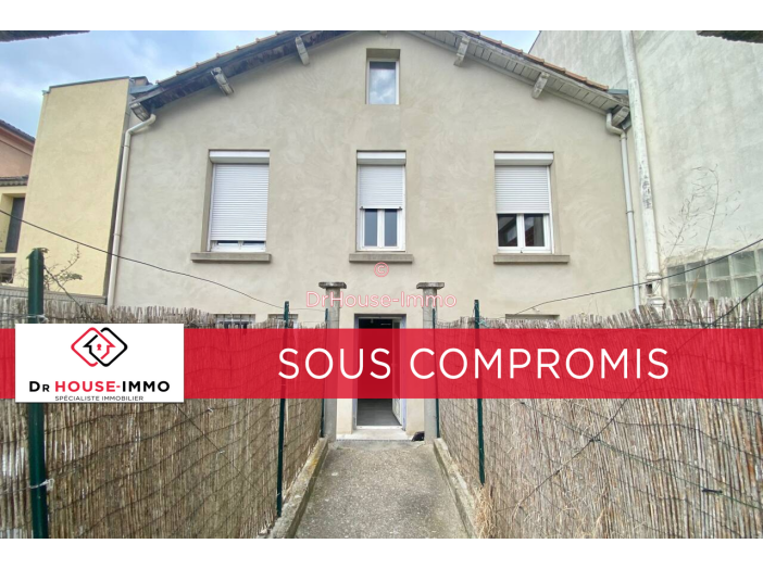 Immeuble 6 pièces de 150 m² - Carcassonne (11000)