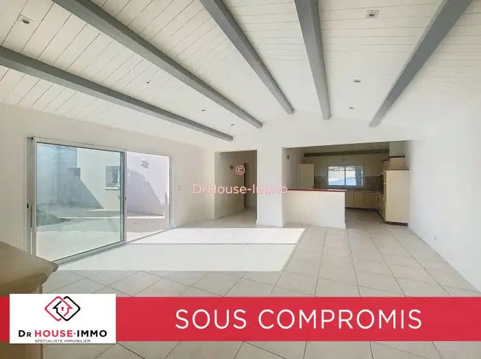 Maison 6 pièces de 167 m² - Périgny (17180)