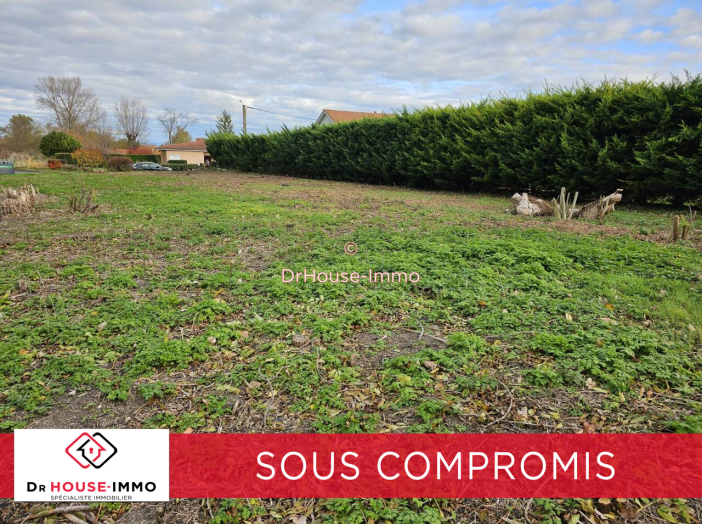 Terrain de 780m²