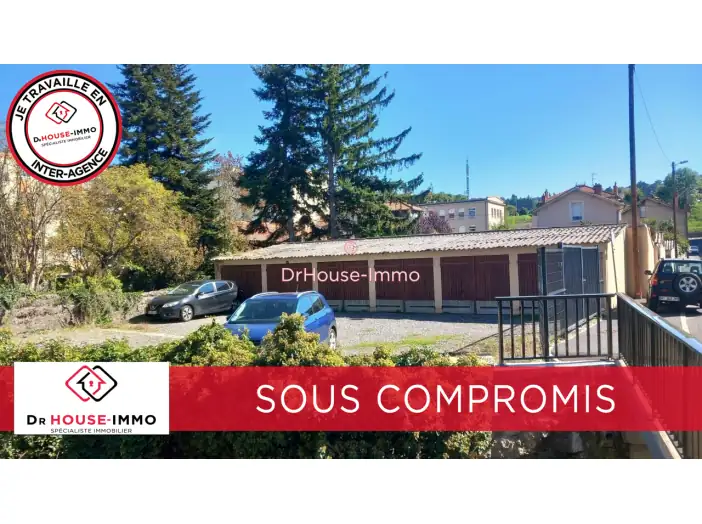 Parking / Box de 891 m² - Le Puy-en-Velay (43000)