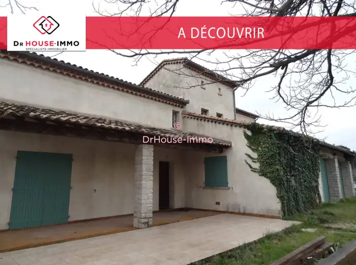 Maison 9 pièces de 220 m² - Saint-Christol-lès-Alès (30380)