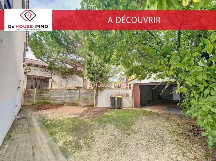 Maison 5 pièces de 165 m² - Saint-Yrieix-sur-Charente (16710)