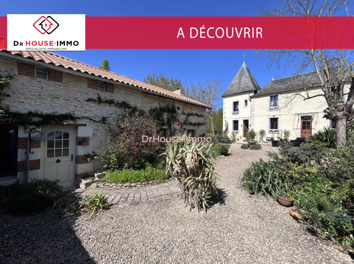 Maison de 213m² - 8 pièces