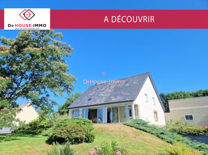 Maison de 210m² - 9 pièces