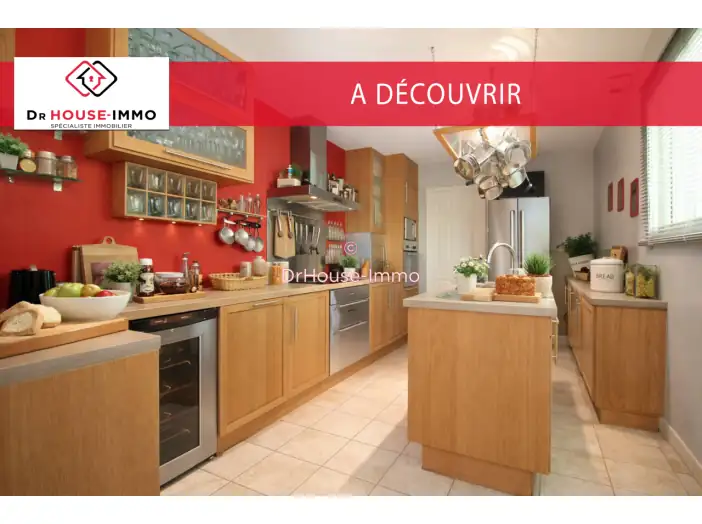 Maison 7 pièces de 141 m² - Le Neubourg (27110)