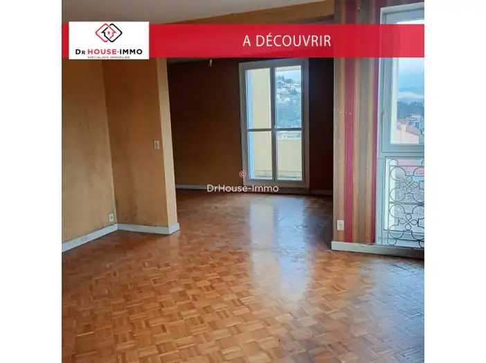 Appartement 5 pièces de 90 m² - Le Puy-en-Velay (43000)