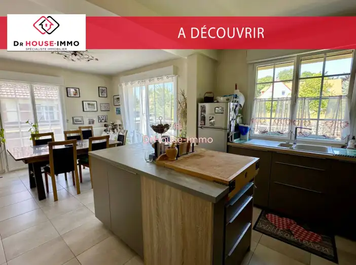 Maison 8 pièces de 156 m² - Douvres-la-Délivrande (14440)