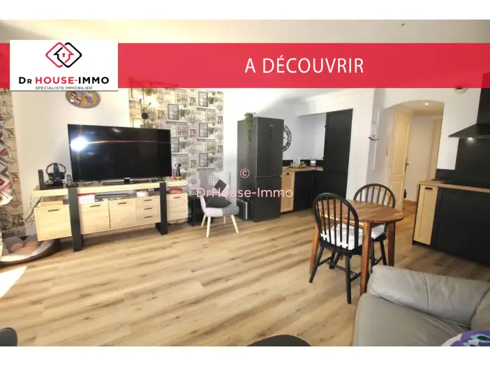 Appartement 3 pièces de 52 m² - Cavalaire-sur-Mer (83240)