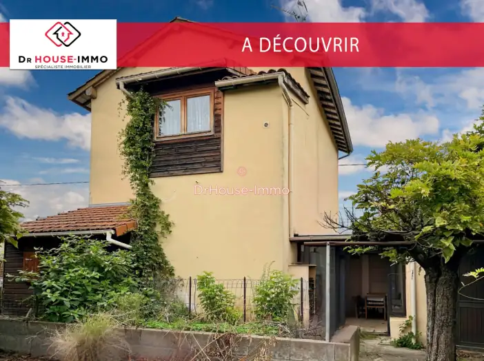 Maison 4 pièces de 95 m² - Trévoux (01600)