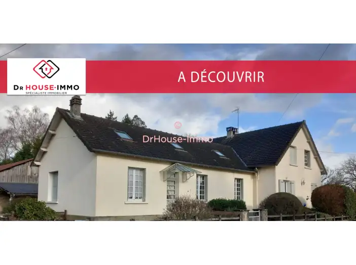 Maison 9 pièces de 220 m² - La Châtre-Langlin (36170)
