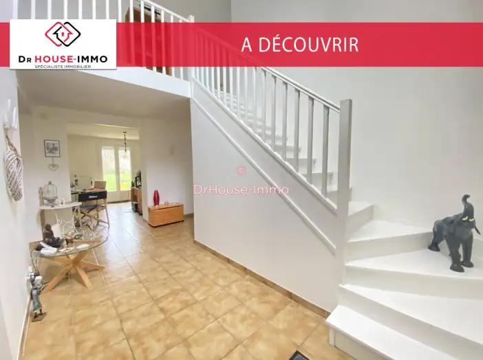 Maison 8 pièces de 226 m² - Saint-Avertin (37550)