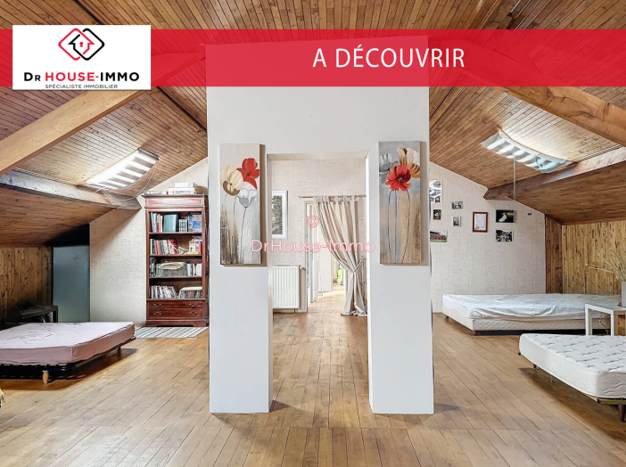 Maison de 243m² - 6 pièces