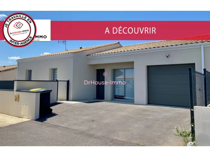 Maison 4 pièces de 107 m² - Sainte-Néomaye (79260)