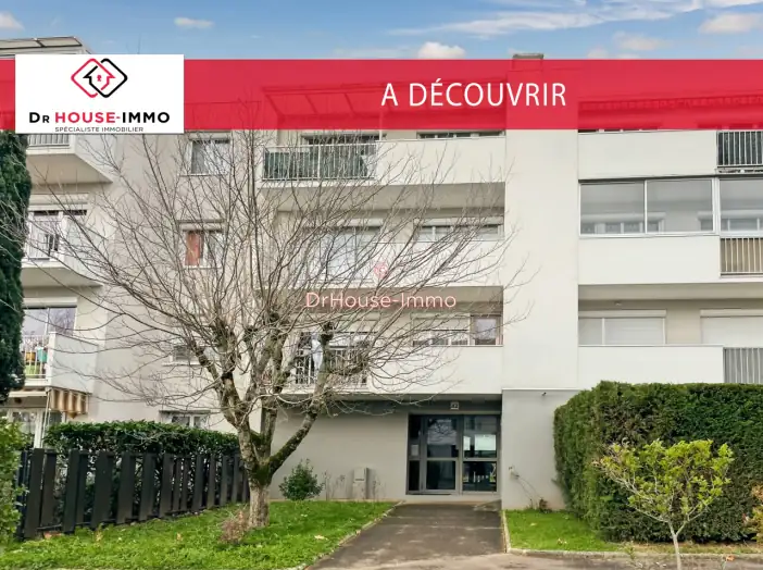 Appartement 3 pièces de 68 m² - Saint-Priest (69800)