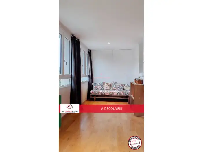 Maison 5 pièces de 180 m² - Saint-Céré (46400)