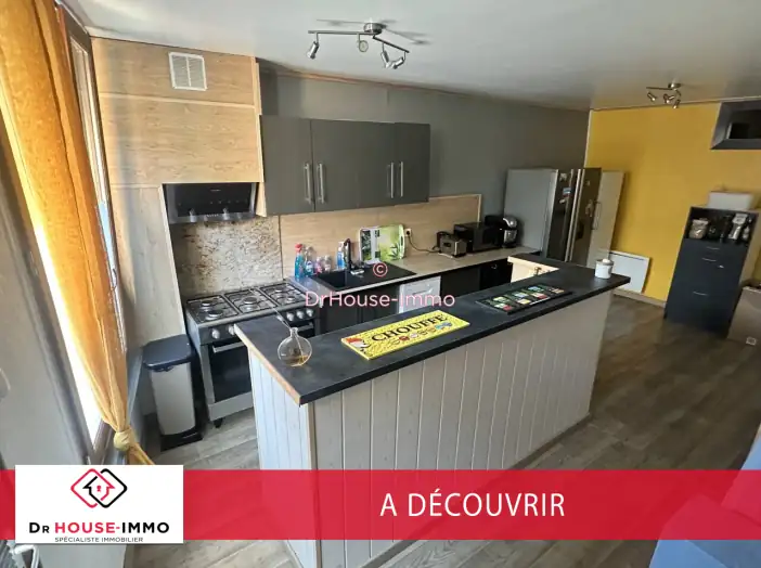 Maison 2 pièces de 81 m² - Rosières (43800)