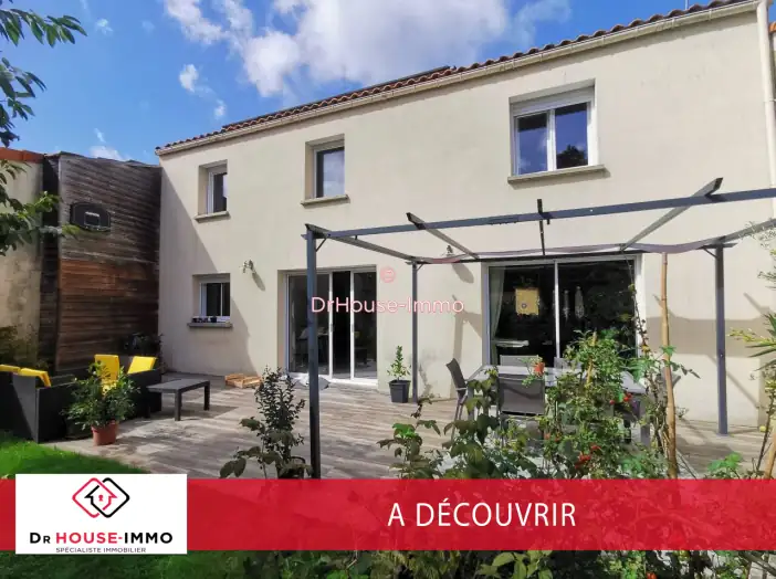Maison 5 pièces de 152 m² - Bouguenais (44340)