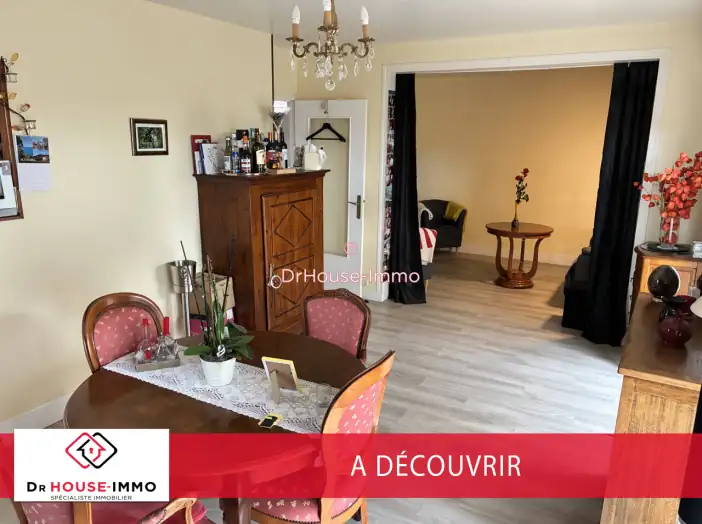 Appartement 5 pièces de 92 m² - Chartres (28000)