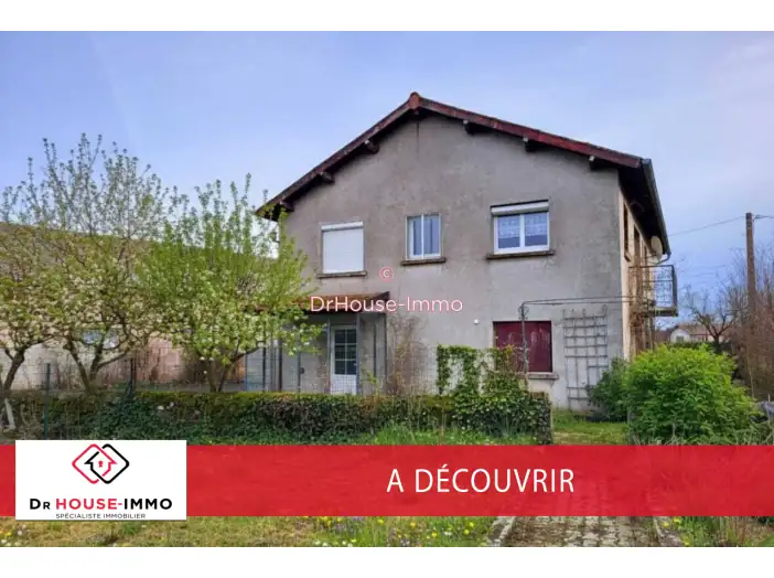 Maison 8 pièces de 120 m² - Costaros (43490)