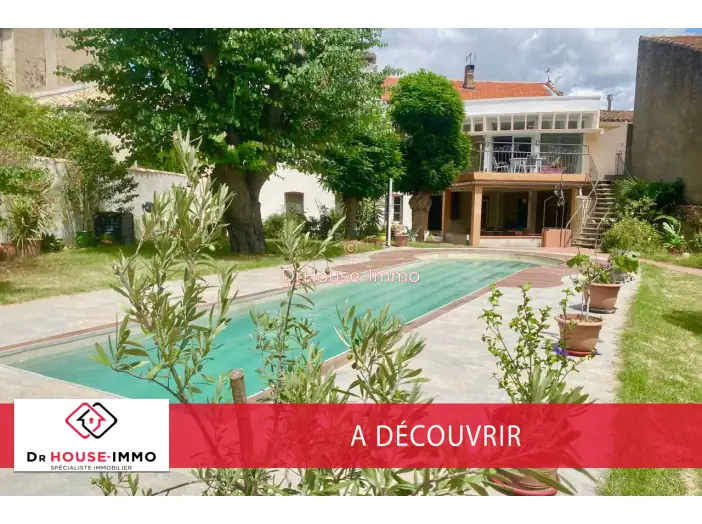 Maison 13 pièces de 370 m² - Carcassonne (11000)