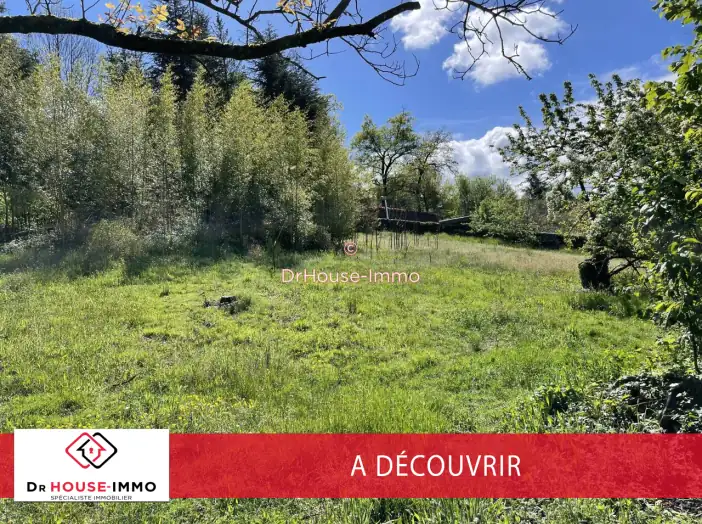 Terrain de 1 449 m² - Unieux (42240)