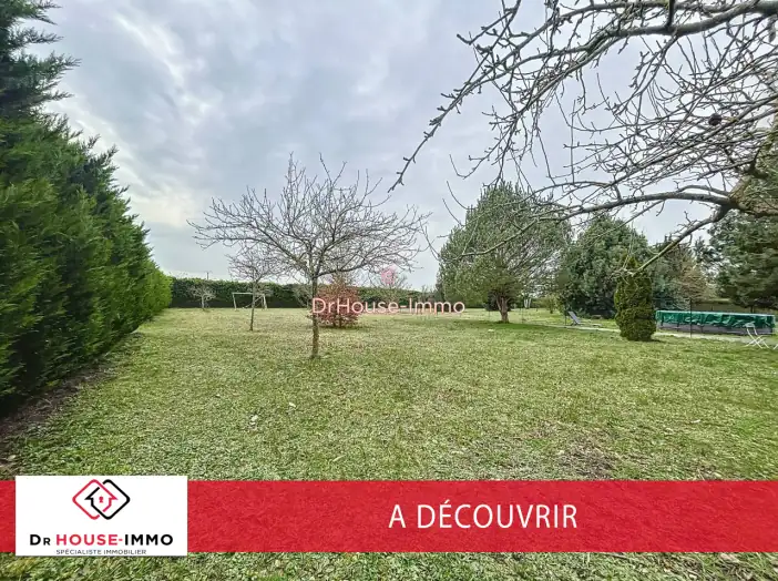 Terrain de 1 733 m² - Courcelles-de-Touraine (37330)