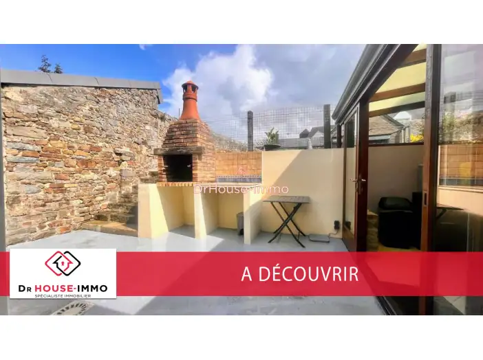 Maison 8 pièces de 163 m² - La Haye-du-Puits (50250)